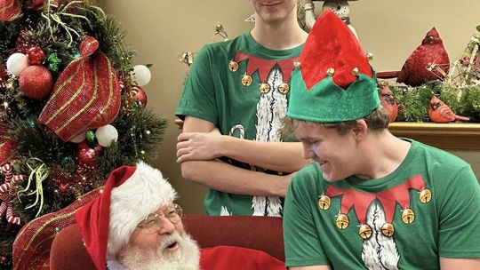 A Helping Hand for Santa