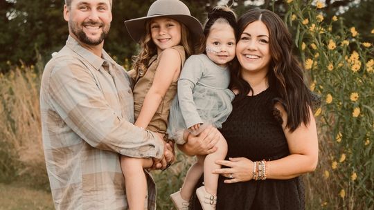 FAMILY PICTURE
