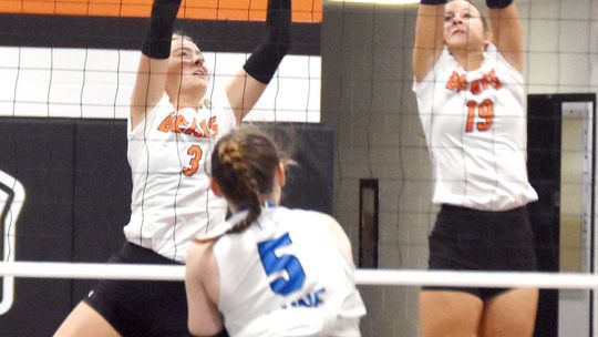 Lady Bears claim GNAC volleyball title