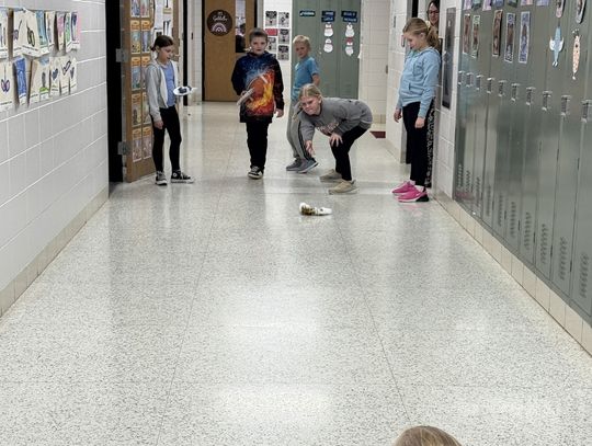 Benton announces mayoral run