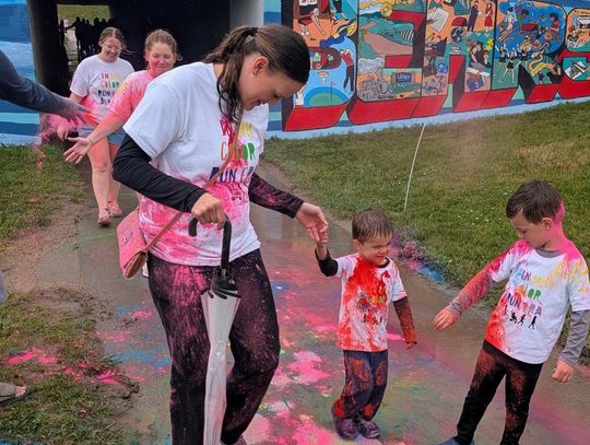 Building Blocks held a color run fundraiser last week