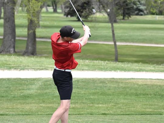 Cardinal golf places fourth at Stanton Invite
