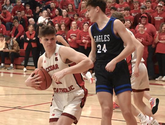 Cedar boys win District title