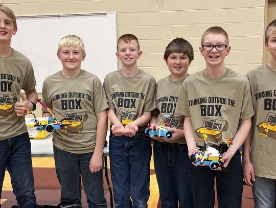 Cedar Catholic’s Junior Cedar Bots conclude first season