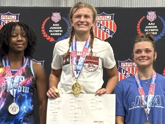 Freeman wrestles way to national AAU title