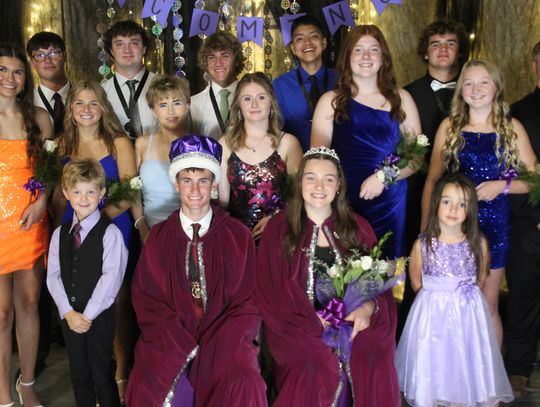 Hartington-Newcastle’s Homecoming Royalty