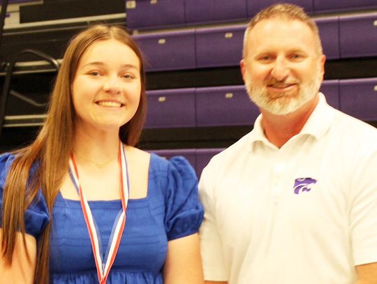 Hartington-Newcastle students rack up awards, honors