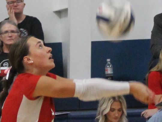 Lady Trojans compete at Wynot triangular