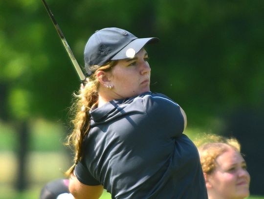 LCC golfers earn hardware at Stanton Invitational