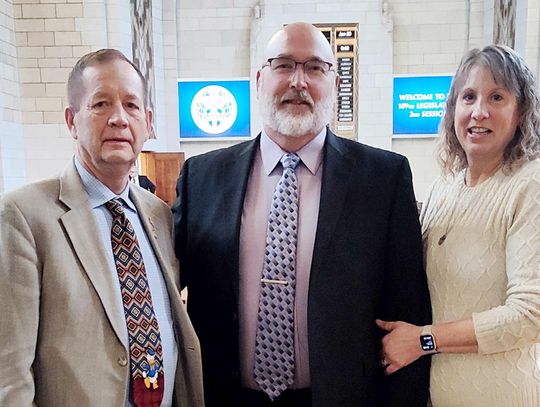 Local pastor blesses session of Unicameral