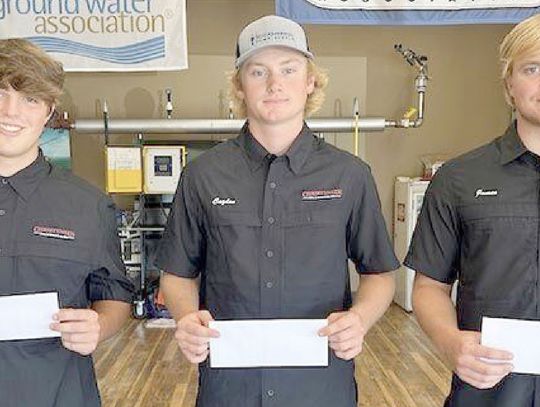 Local students pick up GPDA scholarships