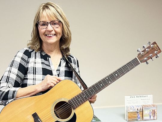 Schiferl entertains at Randolph Woman’s Club
