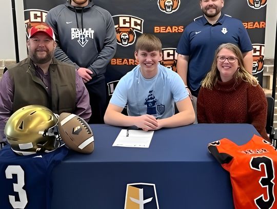 Taylor will play football at Mt. Marty next year