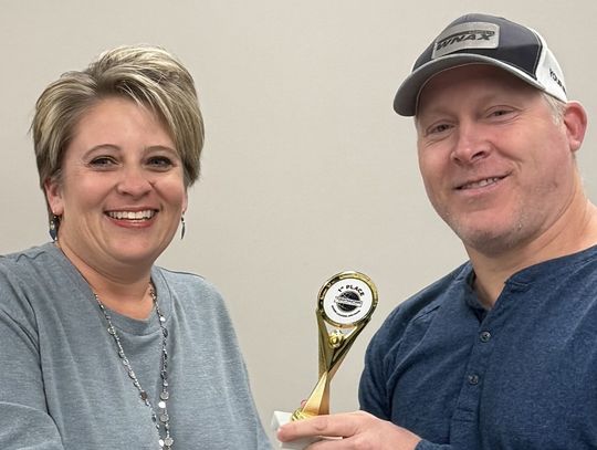 Winkelbauer, Lewon help to lead 4-H workshop