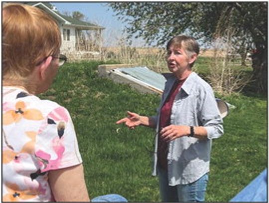 Woman’s group tours farm, installs officers