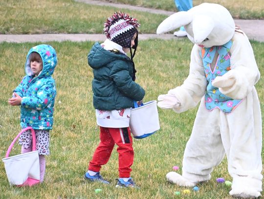 Wortman, Thoene earn top honors in writing contest