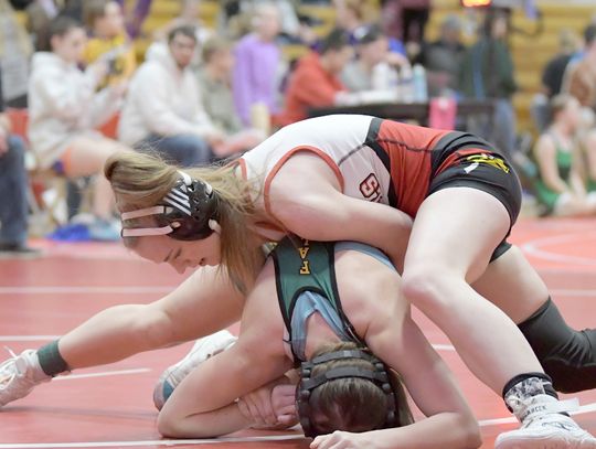 Wrestlers see lots of action, many big wins