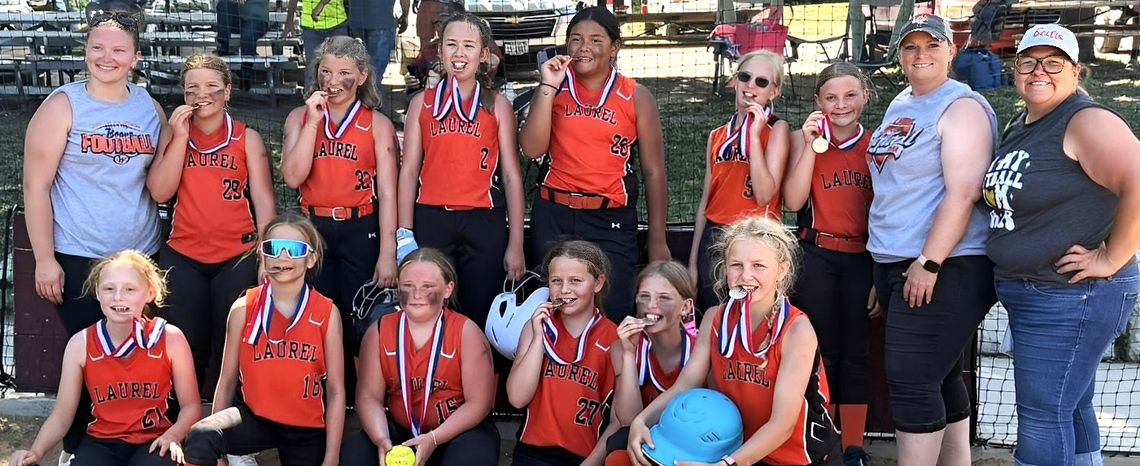 10U girls take home runner-up medals