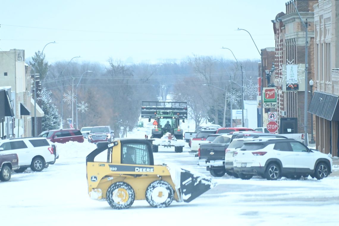 Area residents dig out from Christmas storm 