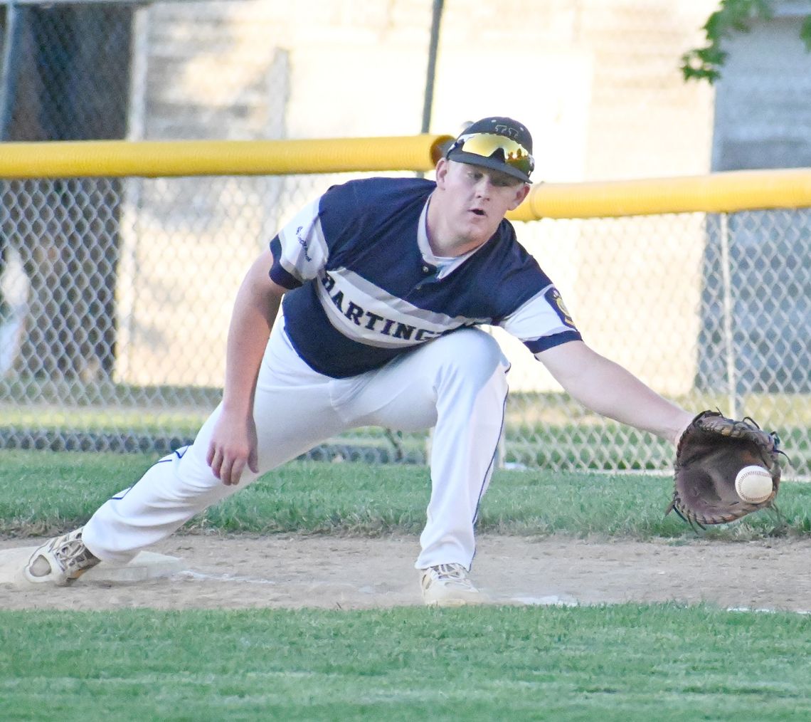 Detlefsen helps Senior Legion team pick up wins