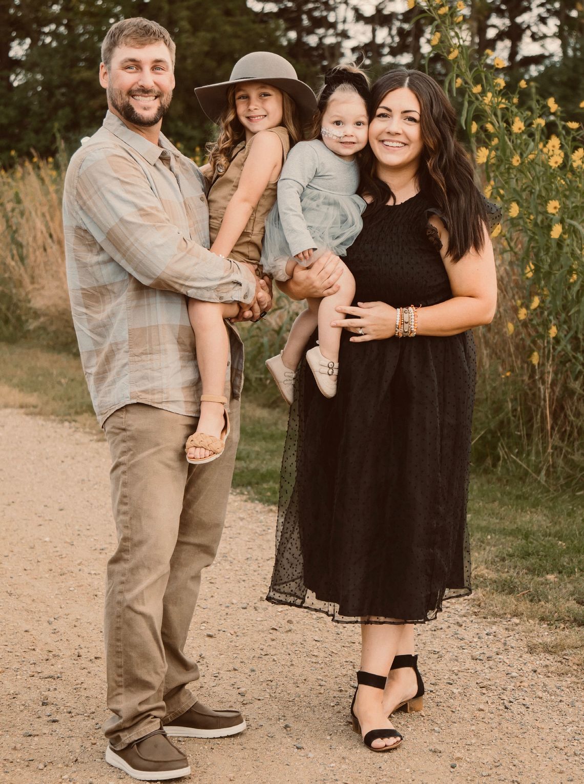 FAMILY PICTURE