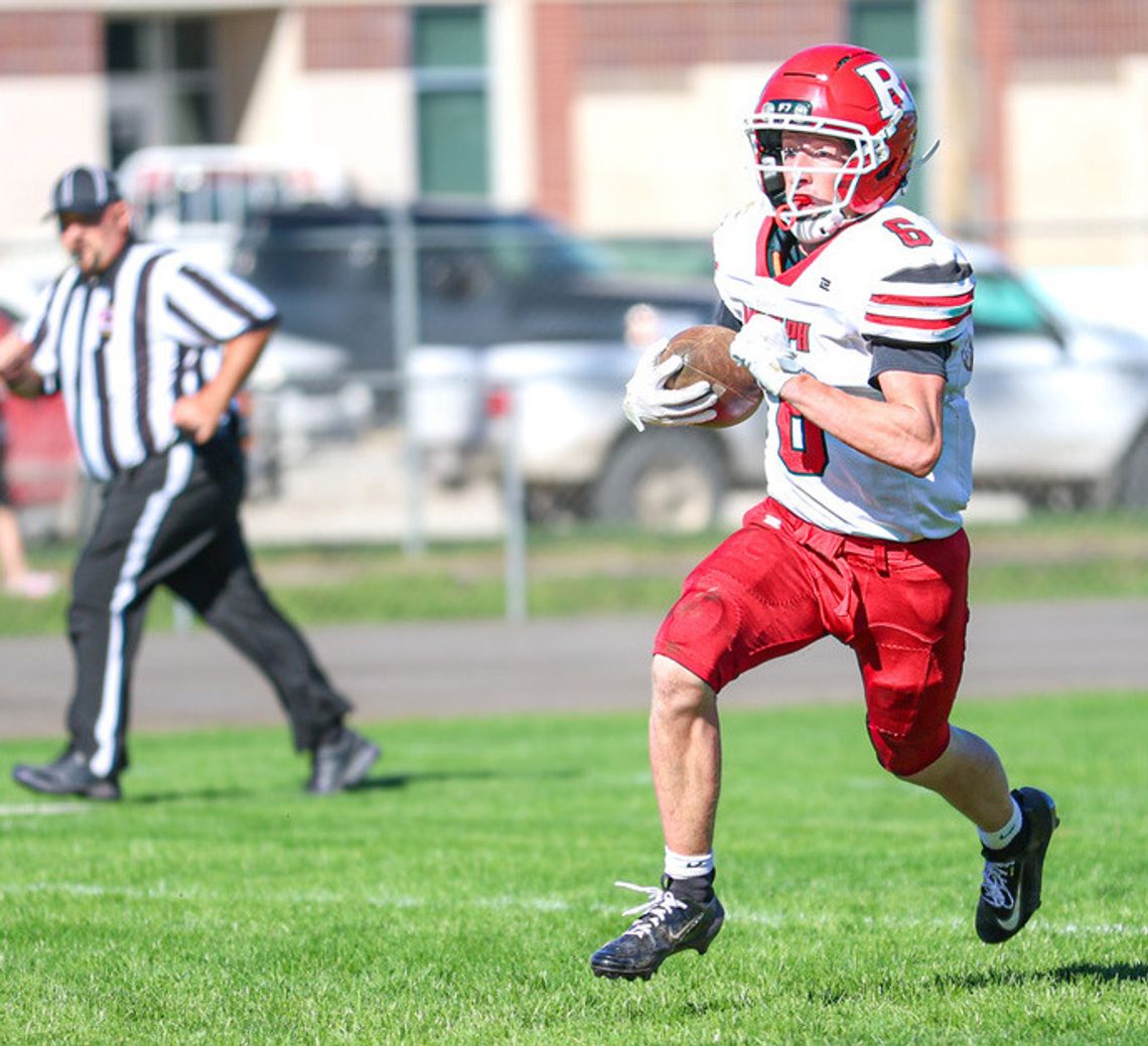 In the football battle of Cardinals Friday