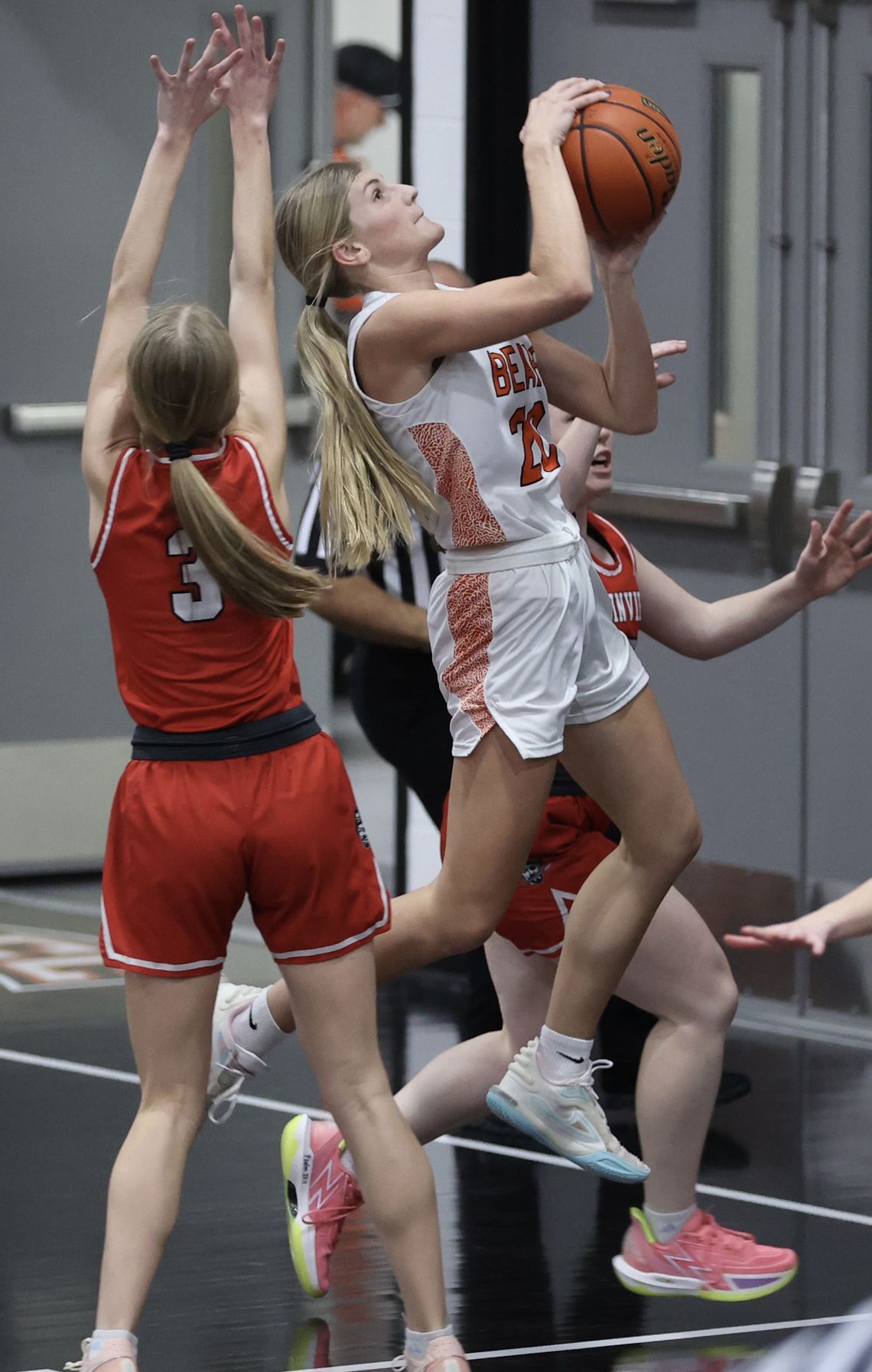 Lady Bears make it four in a row Lady Bears make it four in a row