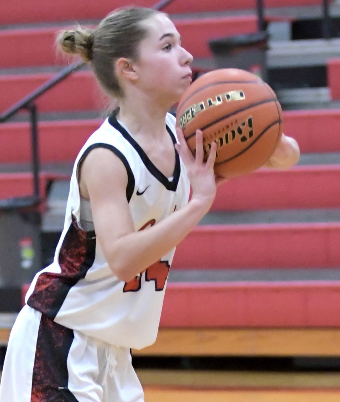 Lady Cards close out 2025 with a pair of losses Lady Cards close out 2025 with a pair of losses