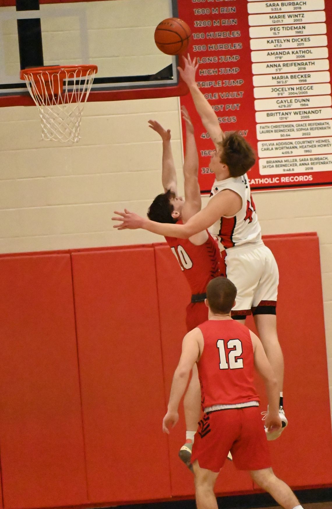 Photo Gallery - Cedar- Homer Boys basketball