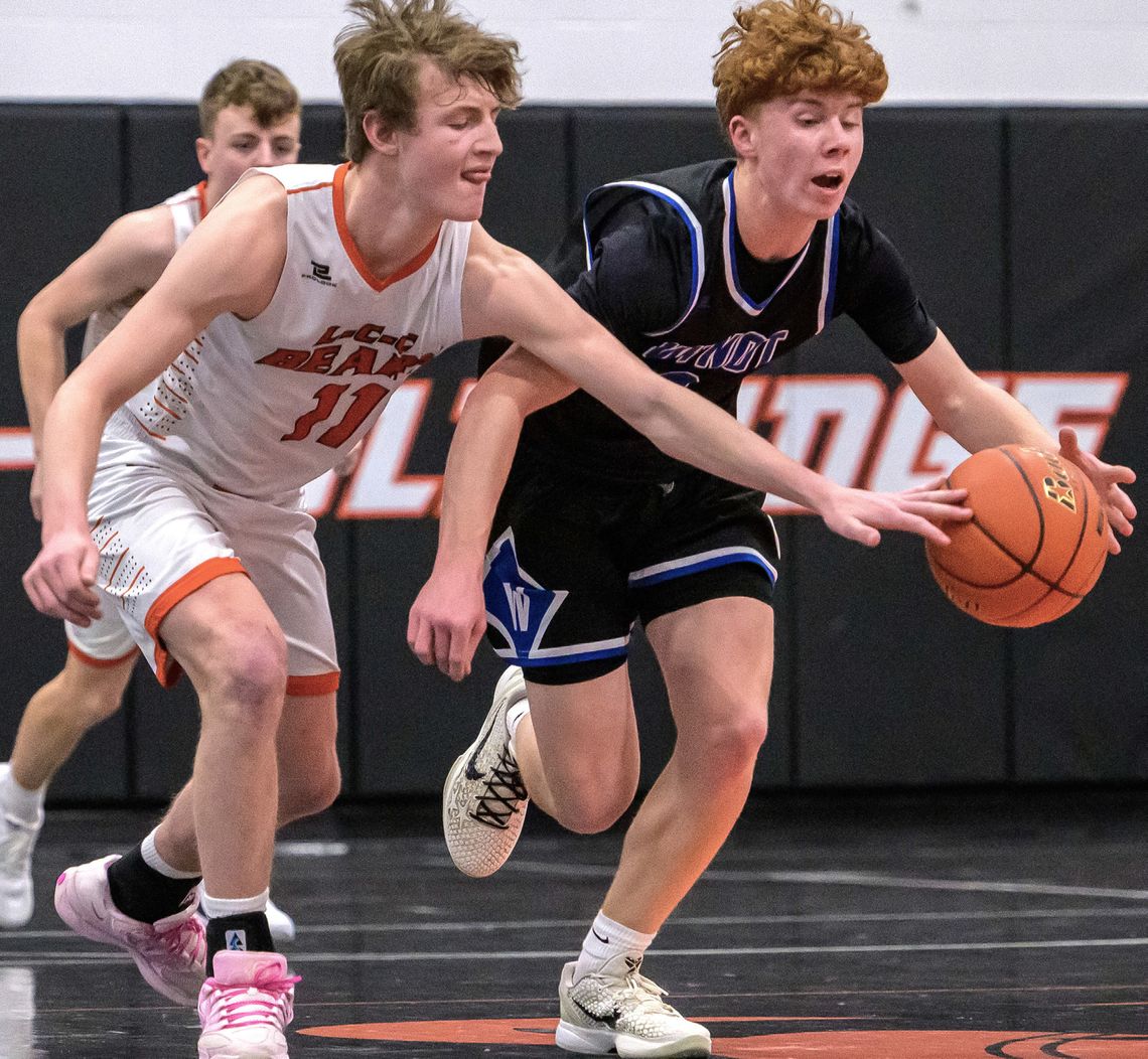 Wynot boys hand Bears a setback