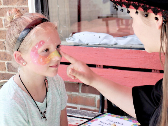 Artist Rebekah Rebarich was at the Belden celebration Saturday and painted children’s faces. Andrea Schilousky | for the Laurel Advocate