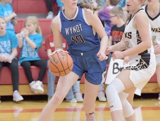 Wynot’s Allison Wieseler drives the ball past the Osmond-Randolph defense during their Lewis and Clark Conference road game last week.